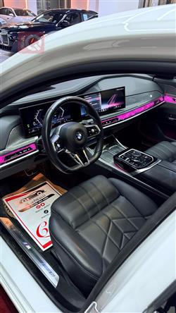 بي ام دبليو الفئة 7